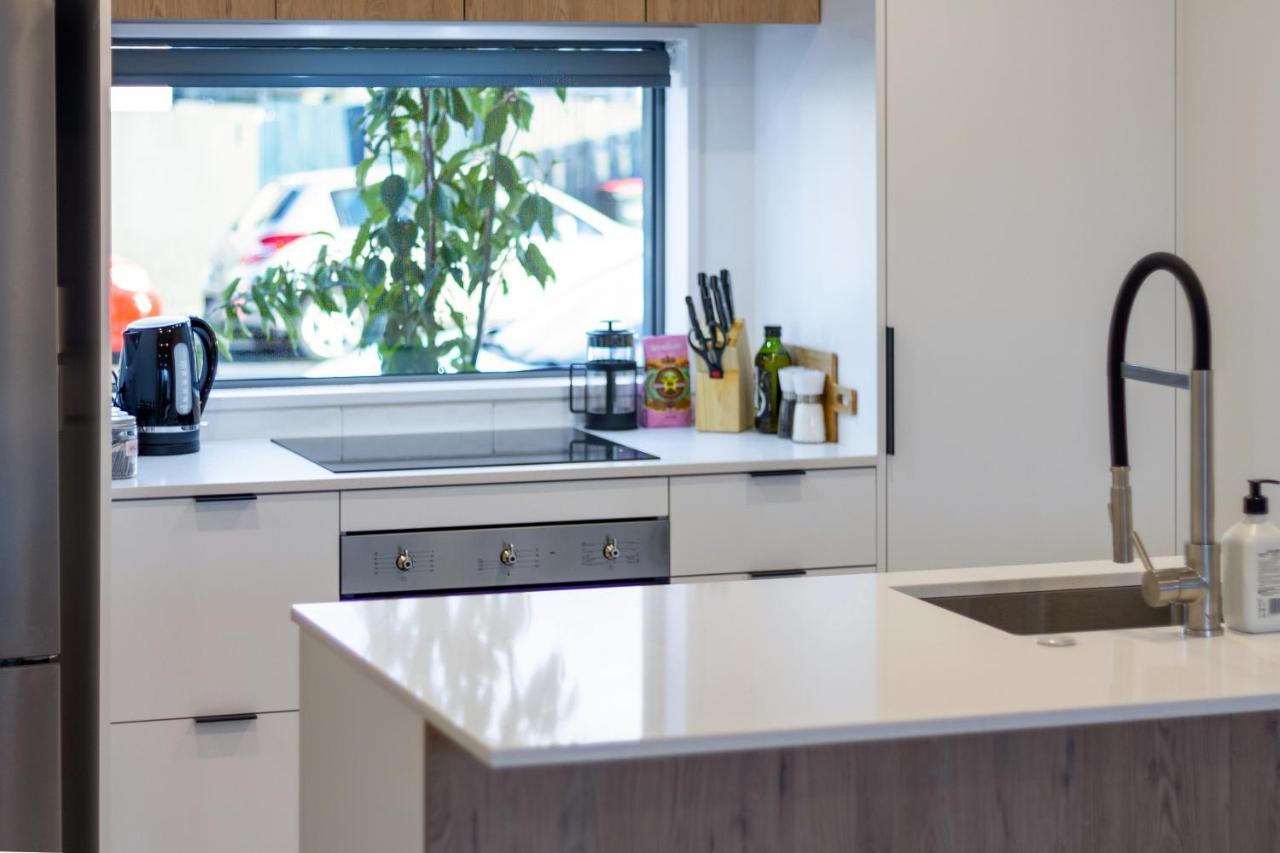 City Lights Retreat With Carpark 2 Bed 2 Bath Christchurch Exteriér fotografie