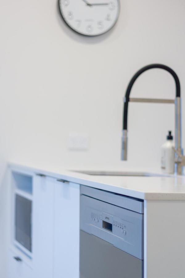 City Lights Retreat With Carpark 2 Bed 2 Bath Christchurch Exteriér fotografie